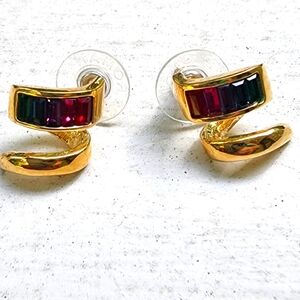 ROMAN Jewelry Co. Glass crystal banquette gold tone earrings